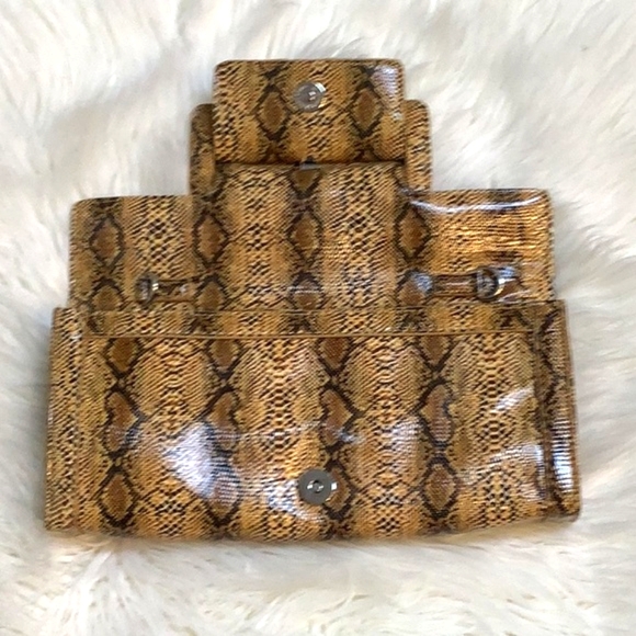 VTG  | Sondra Robert's Snakeskin Print Clutch Handbag - Picture 4 of 16